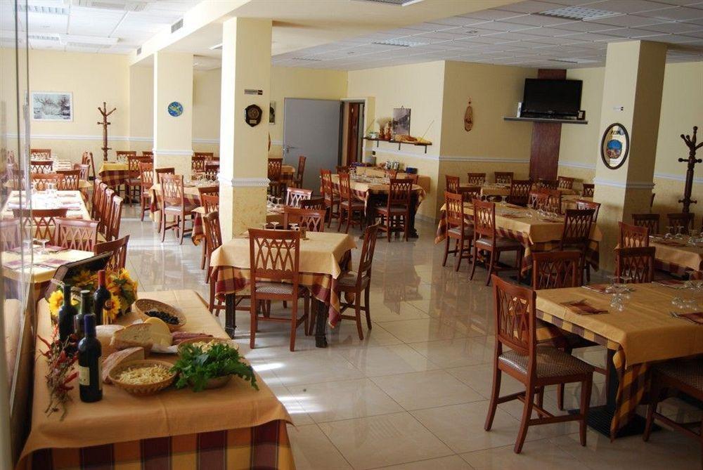 Hotel Il Chierichetto Сан Джовани Ротондо Екстериор снимка